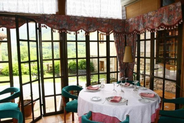 Hotel Posada Del Pas Ontaneda Εξωτερικό φωτογραφία